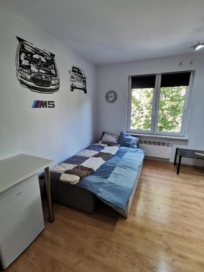 Small Apartament In Heart Of Boleslawiec City Kültér fotó